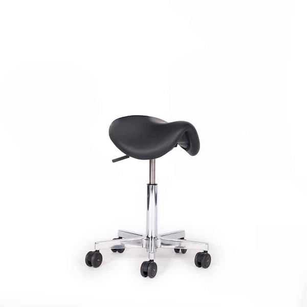 bild des sella sattelhockers von lento esd hocker aus leitfaehigen kunstleder schwarz arbeitsstuhl sattelsitz werkstattstuhl mit rollen fuer arbeit labor industrie