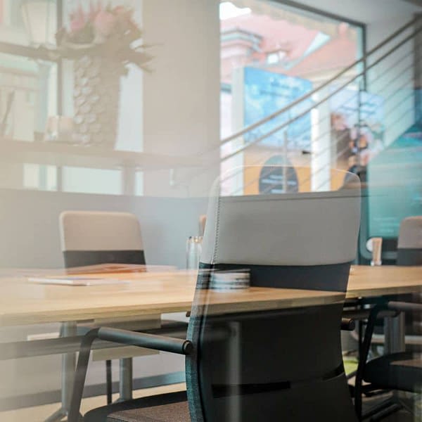 Prävention von Infektionen durch zeitgemäße Bezüge & Textilbehandlung - Büroplanung lento