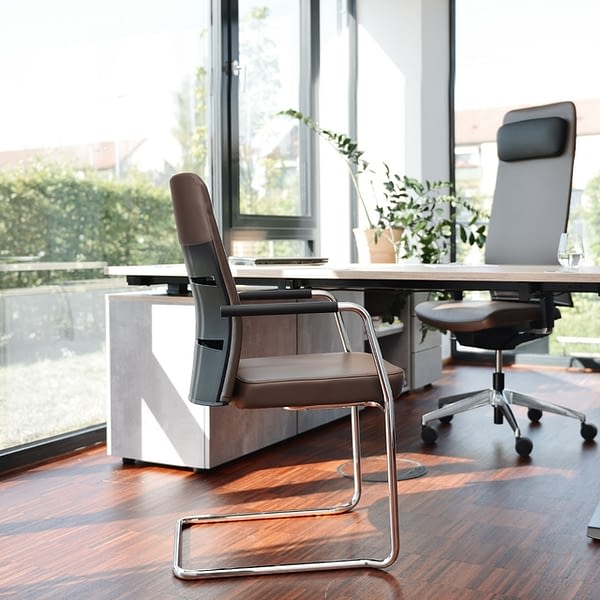 lento Bürostuhl mit Kopfstütze / Chefsessel in Echtleder mit extra hoher Rückenlehne fürs Chefzimmer