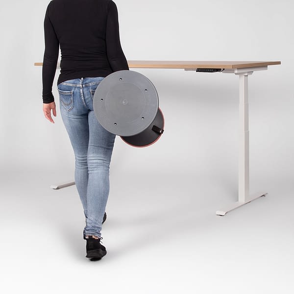 Stehhocker/Wackelhocker sella flex als Sitz-Stehhilfe - leicht und mobil einfach zu transportieren