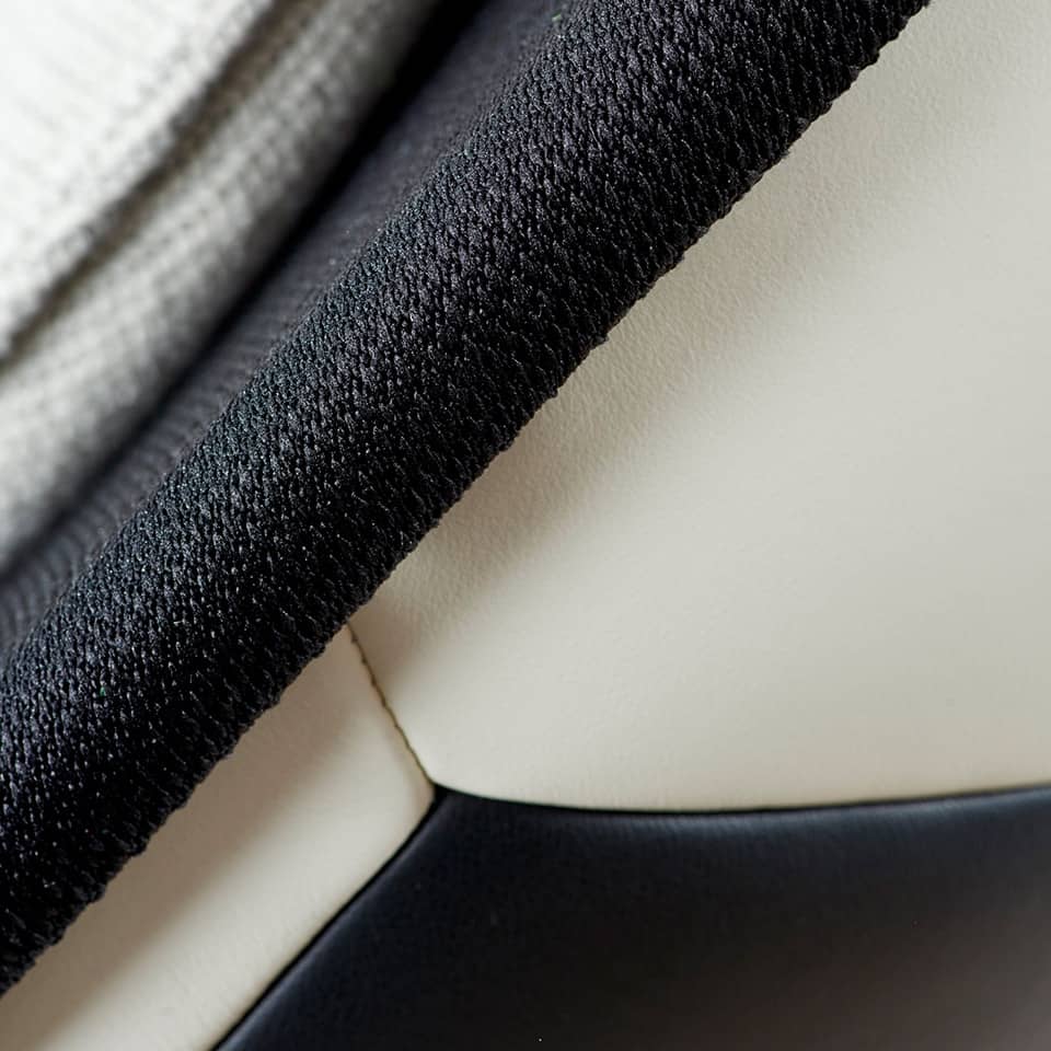 detail picture of a lento lilllus lounge chair ball chair high quality bar stool with premium leather made in germany