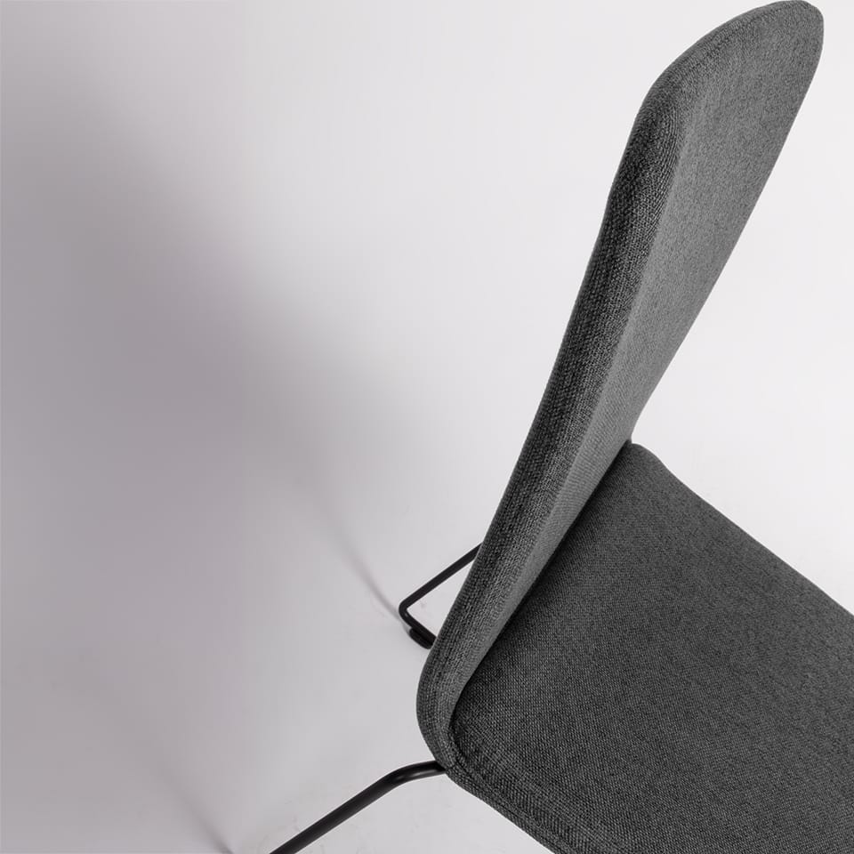 lento sitting smart schwarz kufenstuhl graphitgrau detail5