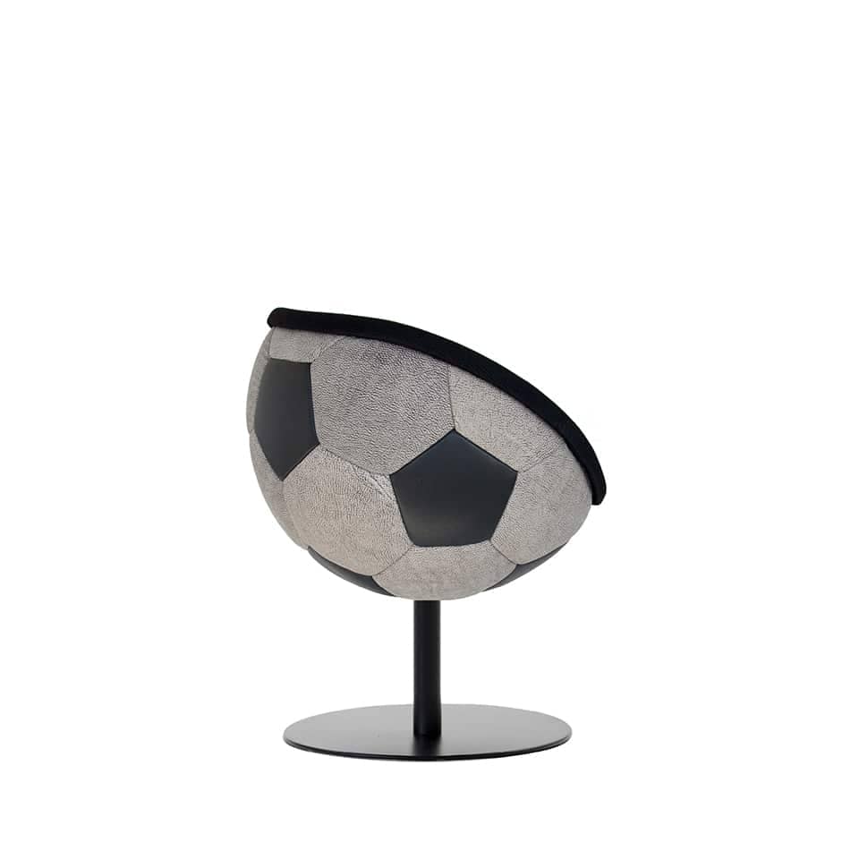 picture of a lillus by lento cocktail chair bar stool in black and white leather vintage design made in germany for hotel area retail design sports managements