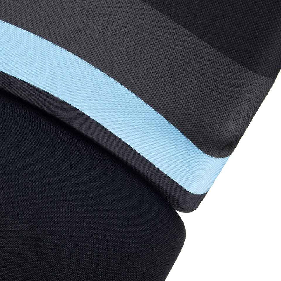 freischwinger-lento-agilis-mit-kontraststreifen-blau-1